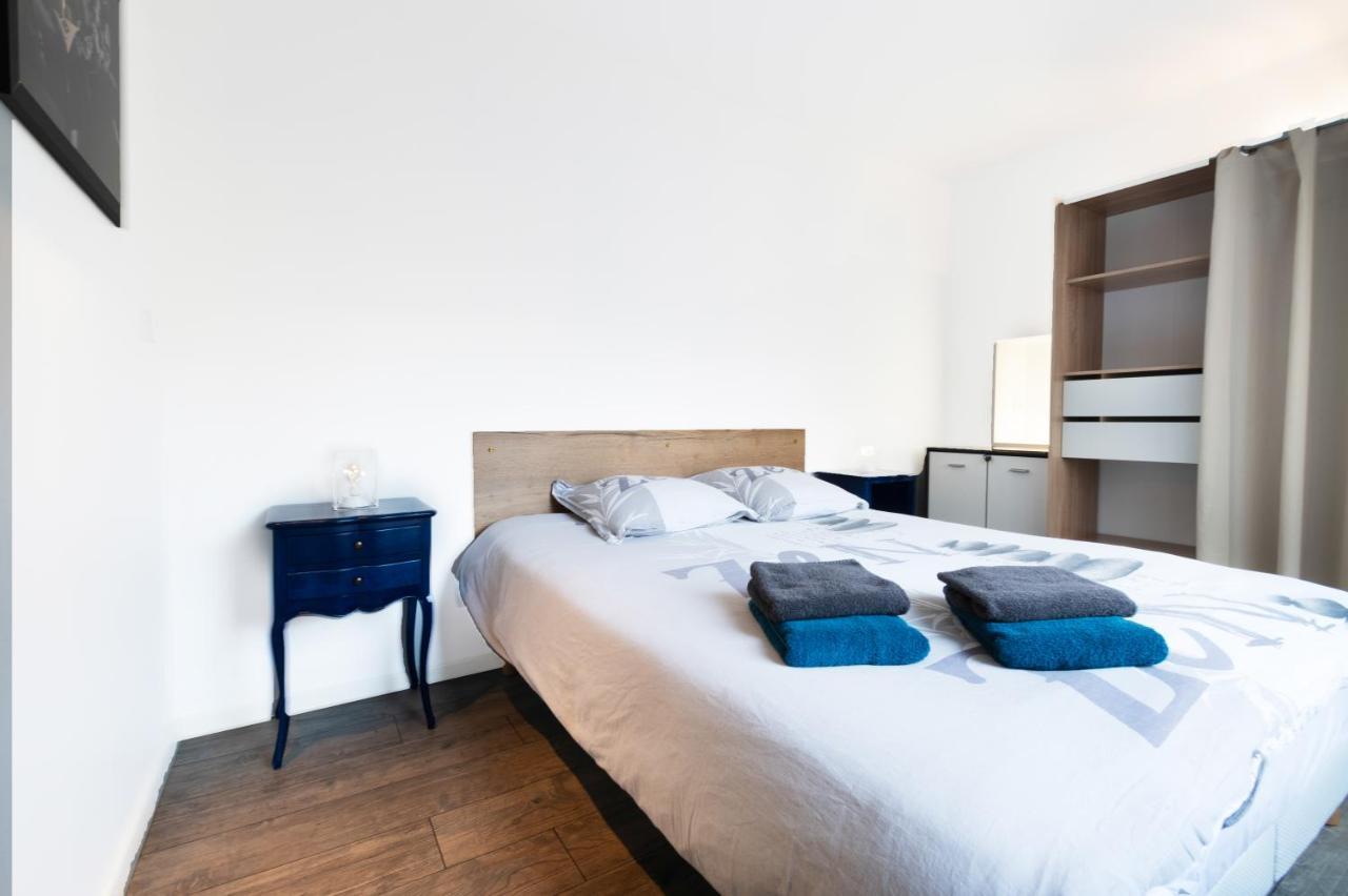 Ferienwohnung Le Cote Cour Rodez Exterior foto